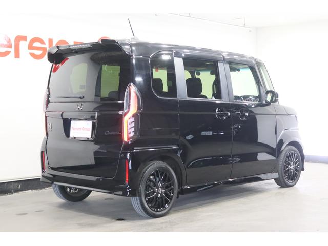 Ｎ－ＢＯＸカスタム Ｌターボ　スタイル＋ブラック　新車保証継承付　ワンオーナー　禁煙車　メモリーナビ　フルセグ　バックカメラ　レーダークルコン　クリアランスソナー　レーンアシスト　衝突被害軽減　パドルシフト　ＥＴＣ　ドラレコ　両側電動スライドドア（4枚目）
