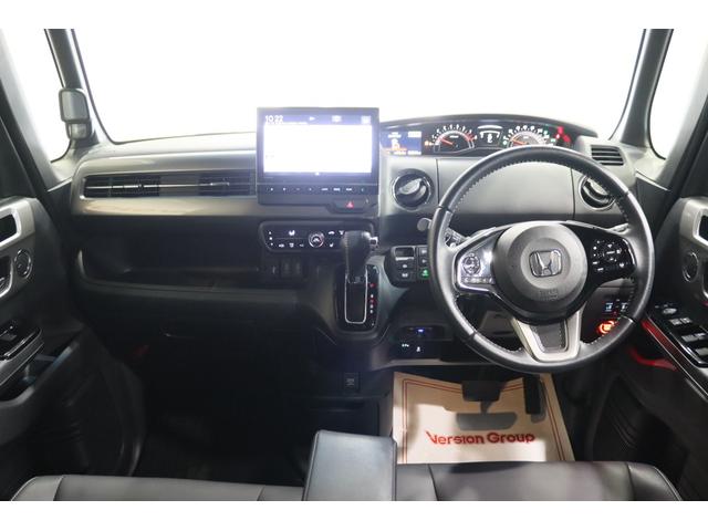 Ｎ－ＢＯＸカスタム Ｌターボ　スタイル＋ブラック　新車保証継承付　ワンオーナー　禁煙車　メモリーナビ　フルセグ　バックカメラ　レーダークルコン　クリアランスソナー　レーンアシスト　衝突被害軽減　パドルシフト　ＥＴＣ　ドラレコ　両側電動スライドドア（9枚目）