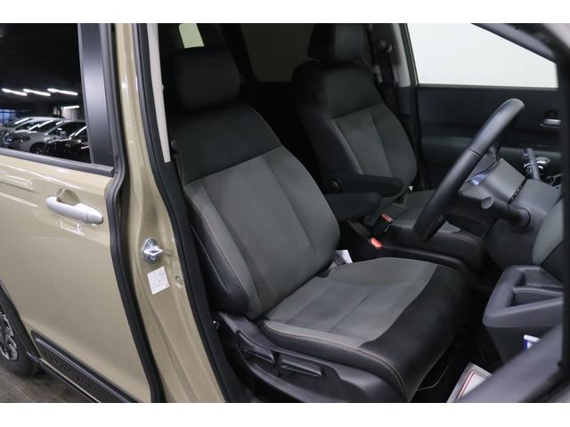 フリード e:HEVクロスター 新車保証継承付 ワンオーナー 禁煙車 メモリーナビ フルセグ バックカメラ OPカラー:デザートベージュパール レーダークルコン クリアランスソナー 衝突被害軽減 踏み間違い防止 BSM ETC(10枚目)