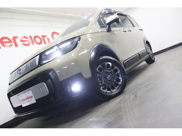 フリード e:HEVクロスター 新車保証継承付 ワンオーナー 禁煙車 メモリーナビ フルセグ バックカメラ OPカラー:デザートベージュパール レーダークルコン クリアランスソナー 衝突被害軽減 踏み間違い防止 BSM ETC(32枚目)