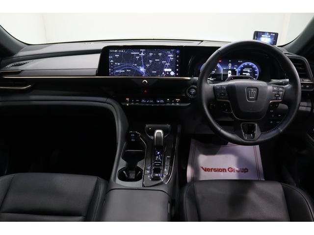 クラウンスポーツ Ｚ　新車保証継承付　ワンオーナー　本革　モデリスタ　デジタルインナーミラー　全周囲カメラ　ＨＵＤ　セーフティセンス　ＥＴＣ　ステアリングヒーター　ベンチレーション　ＬＥＤ　パワーバックドア　２１ＡＷ（9枚目）
