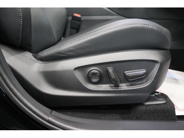 クラウンスポーツ Ｚ　新車保証継承付　ワンオーナー　本革　モデリスタ　デジタルインナーミラー　全周囲カメラ　ＨＵＤ　セーフティセンス　ＥＴＣ　ステアリングヒーター　ベンチレーション　ＬＥＤ　パワーバックドア　２１ＡＷ（27枚目）