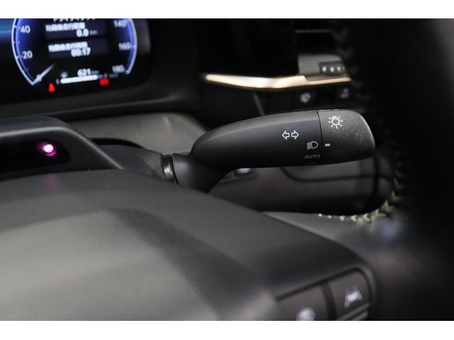 クラウンスポーツ Ｚ　新車保証継承付　ワンオーナー　本革　モデリスタ　デジタルインナーミラー　全周囲カメラ　ＨＵＤ　セーフティセンス　ＥＴＣ　ステアリングヒーター　ベンチレーション　ＬＥＤ　パワーバックドア　２１ＡＷ（35枚目）