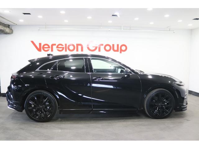 クラウンスポーツ Ｚ　新車保証継承付　ワンオーナー　本革　モデリスタ　デジタルインナーミラー　全周囲カメラ　ＨＵＤ　セーフティセンス　ＥＴＣ　ステアリングヒーター　ベンチレーション　ＬＥＤ　パワーバックドア　２１ＡＷ（45枚目）