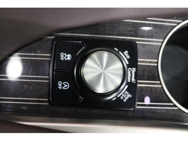 �y�h���C�u���[�h�Z���N�g�X�C�b�`�z�m�[�}���E�J�X�^���E�G�R�E�X�|�[�c�@�r�E�X�|�[�c�@�r�{�B���s�E�g�p�󋵂ɍ��킹�Ă��D�݂̃��[�h��I���ł��܂��B