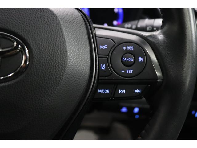 �y�N���[�Y�R���g���[���z�A�N�Z���𓥂ݑ����邱�ƂȂ��Z�b�g�������̑��x���ێ�����@�\�ł��B�����Ԃ̍������s���ɕ֗��ł��I