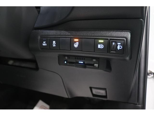 �y�X�e�A�����O�q�[�^�[�z�������ł��X�e�A�����O�q�[�^�[������΁A�^�]���Ɏ肪�������ނ��Ƃ͂���܂���B��܂�����Ƒ��삵�ɂ����{�^�����A�X�e�A�����O�q�[�^�[������Αf��ł��g�����^�]�ł����K�ł��B