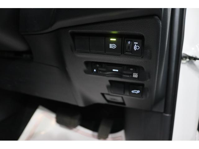 �y�I�[�g�}�`�b�N�n�C�r�[���z�w�b�h���C�g�̏㉺�������Ő؂�ւ��̂ŁA�؂�ւ��Y���h���蓮����̂킸��킵��������܂���B