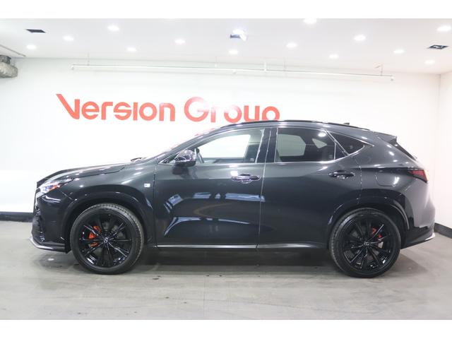 ＮＸ ＮＸ３５０ｈ　Ｆスポーツ　全国３年保証付　ワンオーナー　三眼ＬＥＤ　オレンジキャリパー　パノラマルーフ　デジタルインナーミラー　メモリーナビ　フルセグ　全周囲カメラ　ワイヤレス充電　ドラレコ　レクサスセーフティ　２０ＡＷ（5枚目）