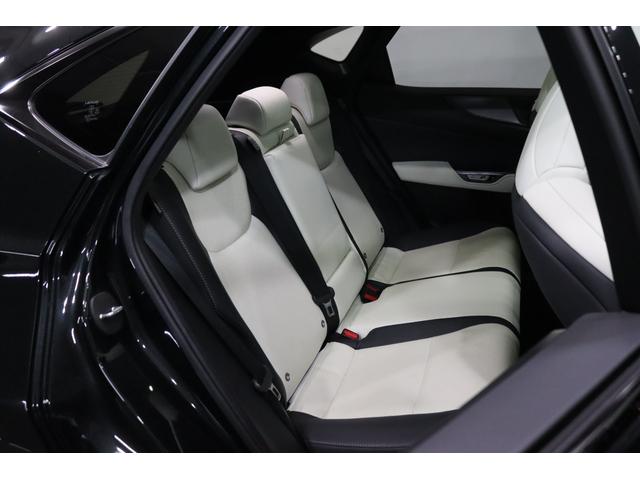 ＮＸ ＮＸ３５０ｈ　Ｆスポーツ　全国３年保証付　ワンオーナー　三眼ＬＥＤ　オレンジキャリパー　パノラマルーフ　デジタルインナーミラー　メモリーナビ　フルセグ　全周囲カメラ　ワイヤレス充電　ドラレコ　レクサスセーフティ　２０ＡＷ（11枚目）