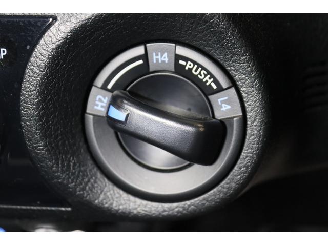 �y�g�����X�t�@�[�X�C�b�`�z�g�S�͂ʂ���񂾓��⊊��₷�����ɁA�k�S�͌�����}�Ζʂ���鎞�Ȃǃg���N���K�v�ȌX�΂̂���}���ᑬ�ő��s����ۂɗ��p���܂��B