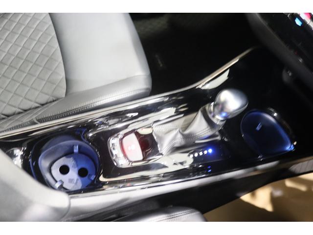 Ｃ－ＨＲ Ｇ　モード　ネロ　セーフティプラス　全国３年保証付　ディスプレイオーディオ　ナビキット　全周囲カメラ　ＥＴＣ　ドラレコ　レーダークルコン　クリアランスソナー　レーンアシスト　衝突被害軽減　ハーフレザーシート　シートヒーター　１８ＡＷ（12枚目）