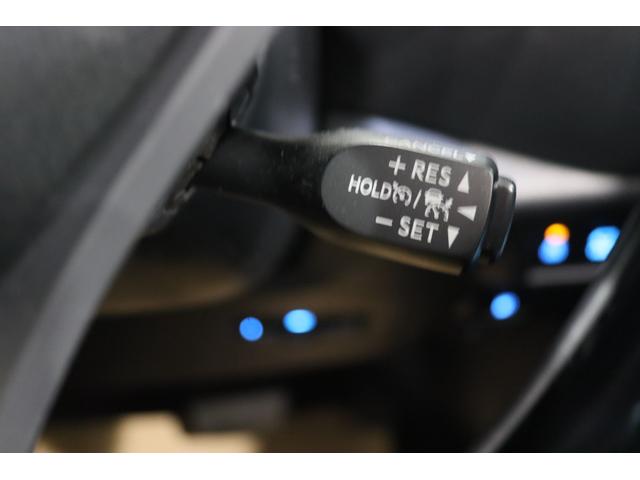 Ｃ－ＨＲ Ｇ　モード　ネロ　セーフティプラス　全国３年保証付　ディスプレイオーディオ　ナビキット　全周囲カメラ　ＥＴＣ　ドラレコ　レーダークルコン　クリアランスソナー　レーンアシスト　衝突被害軽減　ハーフレザーシート　シートヒーター　１８ＡＷ（17枚目）