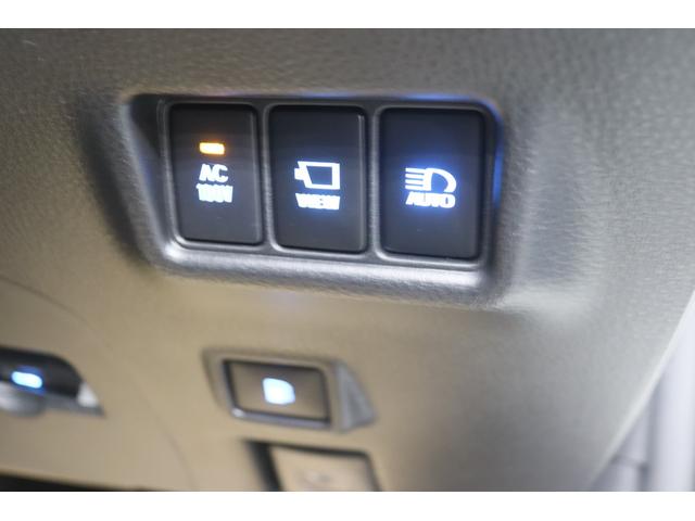 Ｃ－ＨＲ Ｇ　モード　ネロ　セーフティプラス　全国３年保証付　ディスプレイオーディオ　ナビキット　全周囲カメラ　ＥＴＣ　ドラレコ　レーダークルコン　クリアランスソナー　レーンアシスト　衝突被害軽減　ハーフレザーシート　シートヒーター　１８ＡＷ（22枚目）