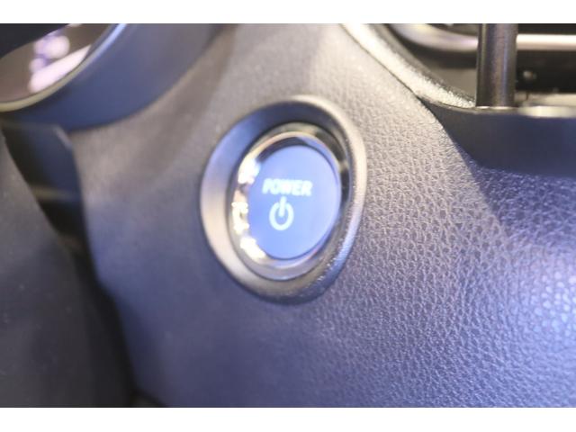 Ｃ－ＨＲ Ｇ　モード　ネロ　セーフティプラス　全国３年保証付　ディスプレイオーディオ　ナビキット　全周囲カメラ　ＥＴＣ　ドラレコ　レーダークルコン　クリアランスソナー　レーンアシスト　衝突被害軽減　ハーフレザーシート　シートヒーター　１８ＡＷ（30枚目）