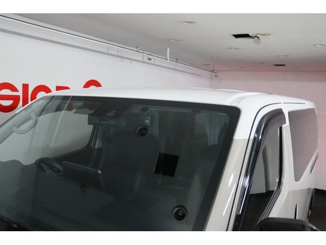 キャラバン グランドプレミアムＧＸ　マイルーム　新車保証継承付　跳ね上げベッド　ロールスクリーン　カスタマイズブラインド　ＡＣ１００Ｖ出力コンセント　スマートルームミラー　社外アルパインナビ　フルセグ　全周囲カメラ　社外ドラレコ　ＥＴＣ（22枚目）
