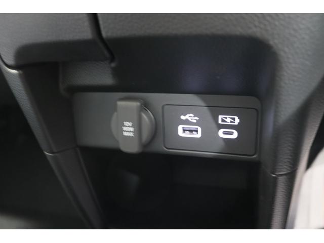 �y�t�r�a�[�q�z��p�P�[�u�����g�p���đΉ��f�o�C�X��ڑ�����ƕۑ��������y�f�[�^�Ȃǂ��Đ��ł��܂��B