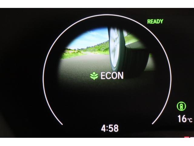 ヴェゼル ｅ：ＨＥＶ　Ｚ　新車保証継承付　ディスプレイオーディオ　バックカメラ　レーダークルーズコントロール　クリアランスソナー　衝突被害軽減　踏み間違い防止　ＢＳＭ　ワイヤレス充電　シートヒーター　パワーバックドア　１８ＡＷ（22枚目）