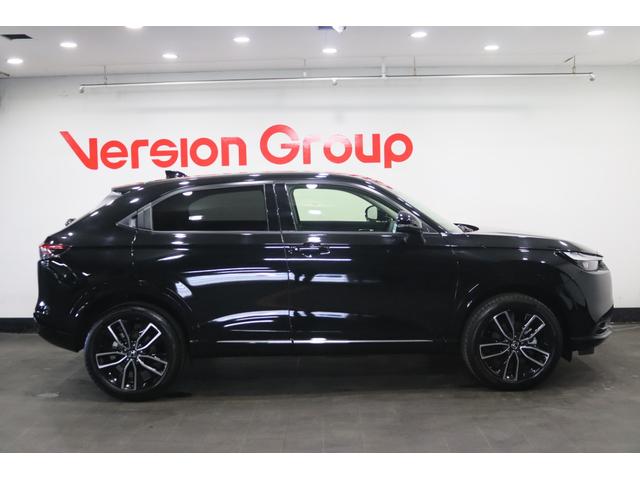 ヴェゼル ｅ：ＨＥＶ　Ｚ　新車保証継承付　ディスプレイオーディオ　バックカメラ　レーダークルーズコントロール　クリアランスソナー　衝突被害軽減　踏み間違い防止　ＢＳＭ　ワイヤレス充電　シートヒーター　パワーバックドア　１８ＡＷ（41枚目）