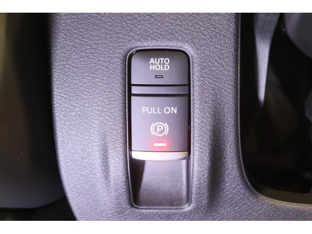 �y�p�[�L���O�u���[�L�z�u���[�L�y�_���𓥂񂾏�ԂŃp�[�L���O�u���[�L�̃X�C�b�`�������グ��΃I���ɂȂ�A�߂��΃I�t�ɂȂ�܂��B