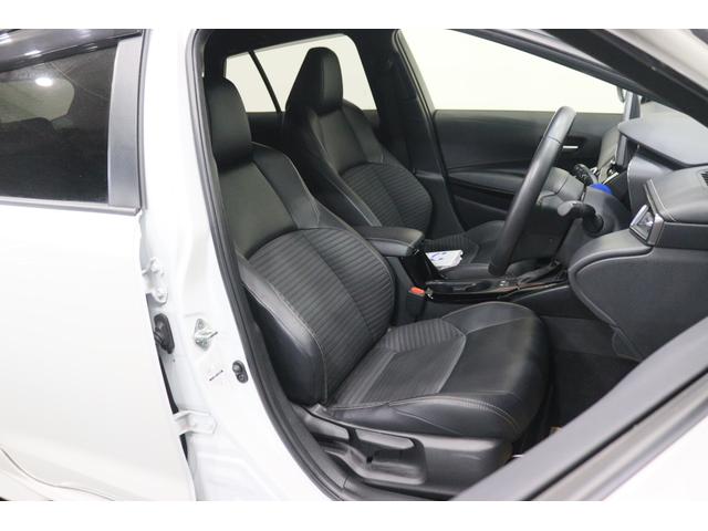 �y�^�]�ȁz�u���b�N��̃C���e���A�Ƀn�[�t���U�[�V�[�g�i����^�t�@�u���b�N�����[�J�[��j�B�V�[�g���t�^�[�ō��ʂ̍����𒲐��\�ł��B�����t���A�}�b�g�t�ł��B