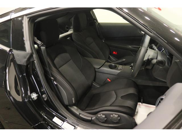 �y�^�]�ȁz�u���b�N��̃C���e���A�Ƀw�b�h���X�g��̌^�̃X�|�[�c�V�[�g�B�V�[�g���t�^�[�ō��ʂ̍����𒲐��\�ł��B�t���A�}�b�g�t�ł��B