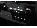 ｅ－パワー　ハイウェイスターＶ　新車保証継承付　ワンオーナー　禁煙車　後席モニター　インテリジェントルームミラー　フロントプロテクター　全周囲カメラ　メモリーナビ　フルセグ　ＥＴＣ　フロアカーペットフローリングセット　１６ＡＷ（13枚目）