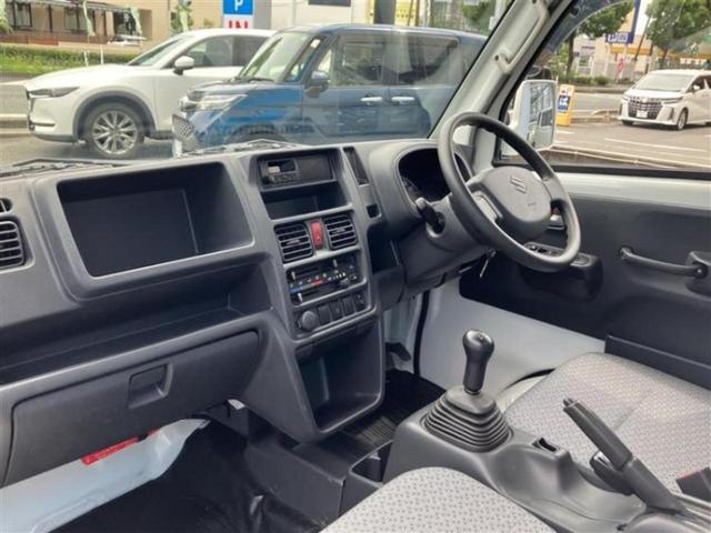 キャリイトラック ４ＷＤノウハンスペシャル　エアバッグ　運転席／アルミホイール　社外　１２インチ／キーレスエントリー／パワーステアリング／マニュアルエアコン／ユーザー買取車／アクセサリーソケット／ラジオ　４ＷＤ（6枚目）