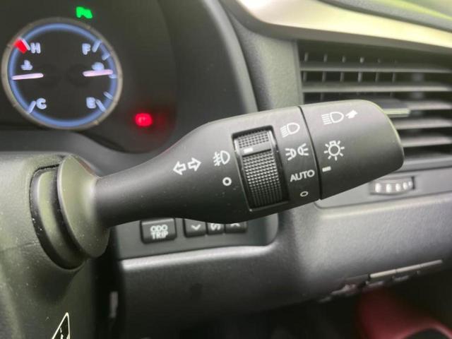 ＲＸ ＲＸ３００Ｆスポーツ　サンルーフ／保証書／純正　１１．６インチ　ＳＤナビ／衝突安全装置／シートヒーター／パノラミックビューモニター／車線逸脱防止支援システム／シート　合皮／パーキングアシスト　バックガイド　全周囲カメラ（16枚目）