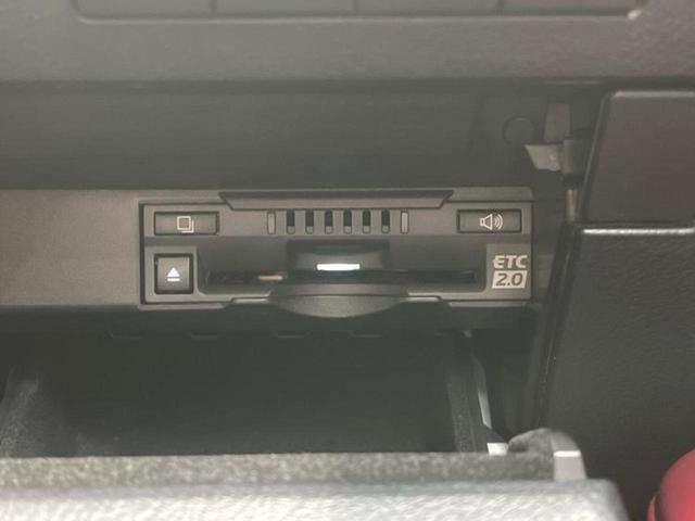 ＲＸ ＲＸ３００Ｆスポーツ　サンルーフ／保証書／純正　１１．６インチ　ＳＤナビ／衝突安全装置／シートヒーター／パノラミックビューモニター／車線逸脱防止支援システム／シート　合皮／パーキングアシスト　バックガイド　全周囲カメラ（23枚目）