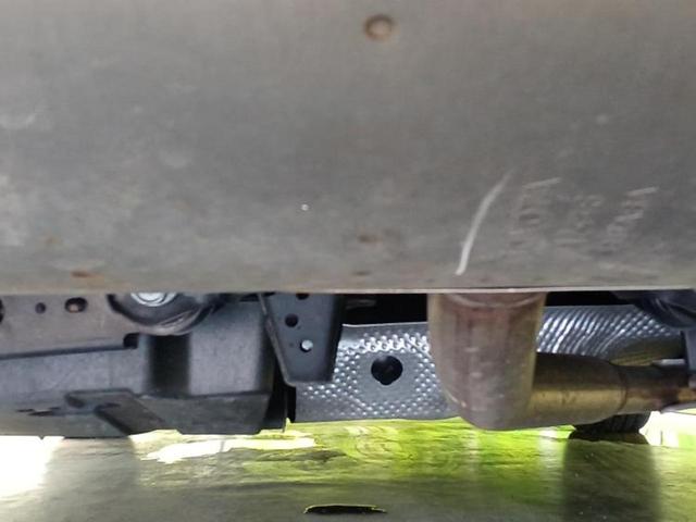 プリウス Ｚ　新品タイヤ／ガラスルーフ／保証書／ディスプレイオーディオ／デジタルインナーミラー／衝突安全装置／シートエアコン／全方位モニター／車線逸脱防止支援システム／シート　フルレザー　革シート　全周囲カメラ（39枚目）