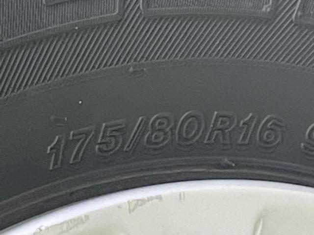ジムニー ４ＷＤ　ＸＧ　新品タイヤ／社外　ＳＤナビ／Ｂｌｕｅｔｏｏｔｈ接続／ＥＴＣ／ＡＢＳ／横滑り防止装置／フルセグＴＶ／ＤＶＤ／エアバッグ　運転席／エアバッグ　助手席／衝突安全ボディ／アルミホイール　社外　１６インチ（34枚目）