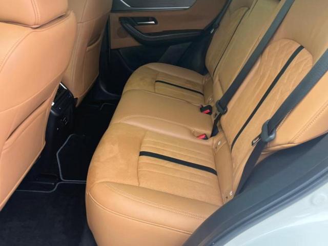 ＣＸ－６０ ４ＷＤ　ＸＤハイブリッドプレミアムスポーツ　新品タイヤ／サンルーフ／ＢＯＳＥ／保証書／ディスプレイオーディオ／衝突安全装置／シートヒーター　全席／全方位モニター／車線逸脱防止支援システム／シート　フルレザー／電動バックドア　革シート　電動シート（7枚目）