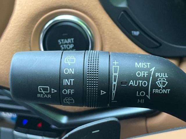 ＣＸ－６０ ４ＷＤ　ＸＤハイブリッドプレミアムスポーツ　新品タイヤ／サンルーフ／ＢＯＳＥ／保証書／ディスプレイオーディオ／衝突安全装置／シートヒーター　全席／全方位モニター／車線逸脱防止支援システム／シート　フルレザー／電動バックドア　革シート　電動シート（16枚目）