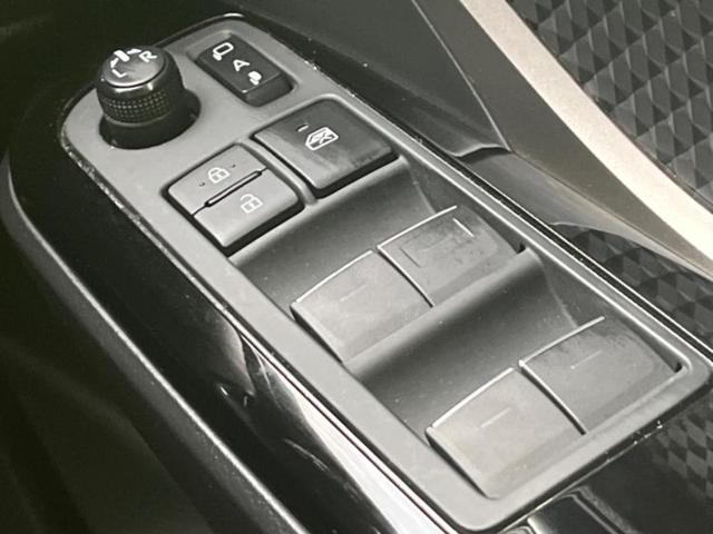 Ｃ－ＨＲ Ｇモードネロセーフティプラス　保証書／ディスプレイオーディオ８インチ／衝突安全装置／シートヒーター／全方位モニター／車線逸脱防止支援システム／シート　ハーフレザー／ヘッドランプ　ＬＥＤ／ＥＴＣ／ＥＢＤ付ＡＢＳ　衝突被害軽減システム（30枚目）