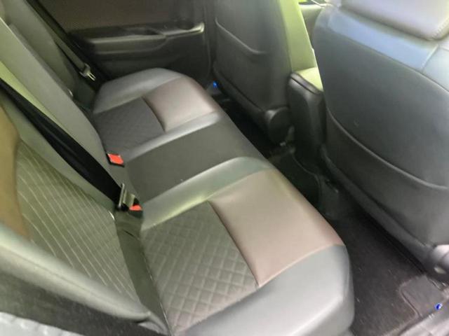 Ｃ－ＨＲ Ｇ　保証書／純正　９インチ　ＳＤナビ／衝突安全装置／シートヒーター／車線逸脱防止支援システム／シート　ハーフレザー／ヘッドランプ　ＬＥＤ／ＥＴＣ／ＥＢＤ付ＡＢＳ／横滑り防止装置／アイドリングストップ（5枚目）