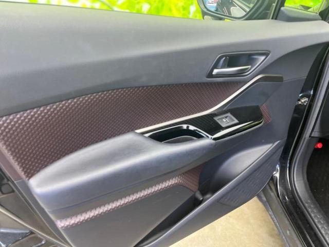 Ｃ－ＨＲ Ｇ　保証書／純正　９インチ　ＳＤナビ／衝突安全装置／シートヒーター／車線逸脱防止支援システム／シート　ハーフレザー／ヘッドランプ　ＬＥＤ／ＥＴＣ／ＥＢＤ付ＡＢＳ／横滑り防止装置／アイドリングストップ（22枚目）