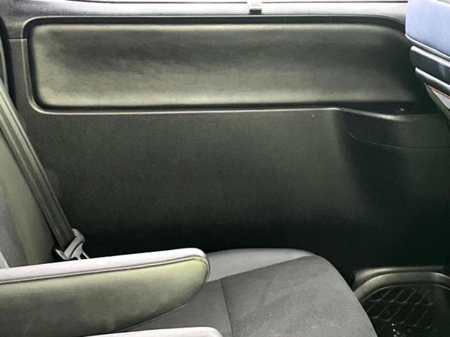 ノア ハイブリッドＳｉダブルバイビー　保証書／純正　９インチ　ＳＤナビ／フリップダウンモニター／衝突安全装置／両側電動スライドドア／シートヒーター　前席／車線逸脱防止支援システム／シート　ハーフレザー／ヘッドランプ　ＬＥＤ　バックカメラ（22枚目）