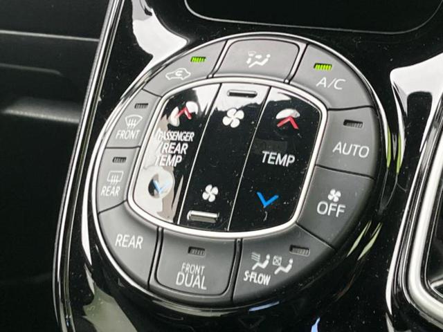 ノア ハイブリッドＳｉダブルバイビー　保証書／純正　９インチ　ＳＤナビ／フリップダウンモニター／衝突安全装置／両側電動スライドドア／シートヒーター　前席／車線逸脱防止支援システム／シート　ハーフレザー／ヘッドランプ　ＬＥＤ　バックカメラ（31枚目）