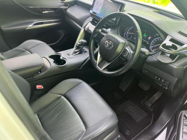 ハリアー Z 新品タイヤ/サンルーフ/JBL/保証書/純正 SDナビ/デジタルインナーミラー/トヨタセーフティセンス/パノラミックビューモニター/車線逸脱防止支援システム/シート ハーフレザー/電動バックドア(4枚目)