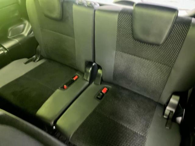 ヴォクシー ＺＳキラメキ３　新品タイヤ／純正エアロ／保証書／純正　１０インチ　ＳＤナビ／フリップダウンモニター　純正　１２．８インチ／衝突安全装置／両側電動スライドドア／車線逸脱防止支援システム／シート　ハーフレザー　フルエアロ（19枚目）