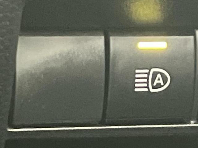 ヴォクシー S-Z 新品タイヤ/保証書/ディスプレイオーディオ+ナビ10インチ/フリップダウンモニター 純正 12.8インチ/衝突安全装置/両側電動スライドドア/シートヒーター/車線逸脱防止支援システム バックカメラ(26枚目)