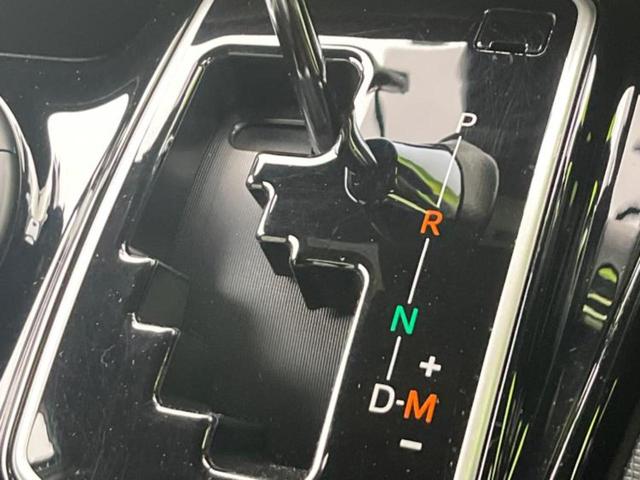 ノア Siダブルバイビー2 新品タイヤ/社外 11インチ SDナビ/フリップダウンモニター/トヨタセーフティセンス/両側電動スライドドア/車線逸脱防止支援システム/シート ハーフレザー/ドライブレコーダー 前後 バックカメラ(17枚目)