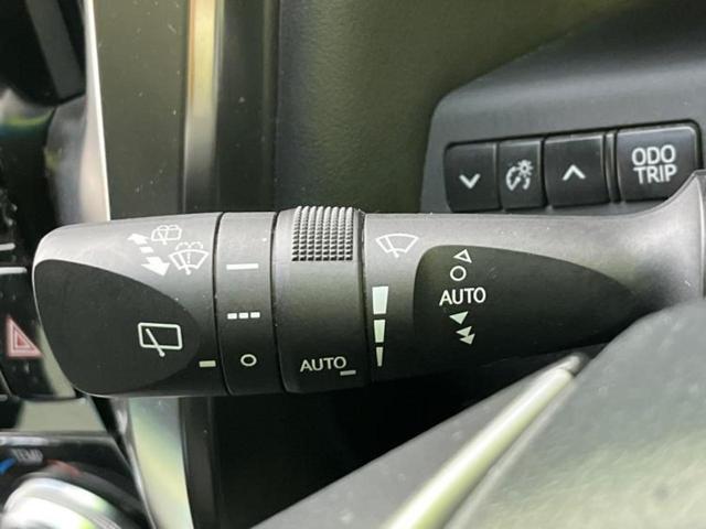 ヴェルファイア Ｚ　Ｇエディション　サンルーフ／保証書／社外　１１インチ　ＳＤナビ／フリップダウンモニター　社外　１２．８インチ／両側電動スライドドア／シート　ハーフレザー／電動バックドア／ヘッドランプ　ＬＥＤ　バックカメラ　電動シート（15枚目）