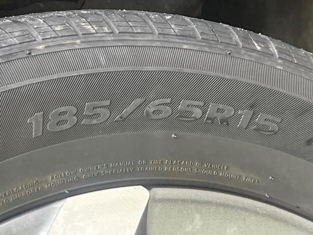 フリード クロスターホンダセンシング　新品タイヤ／保証書／社外　８インチ　ＳＤナビ／ホンダセンシング／両側電動スライドドア／車線逸脱防止支援システム／ドライブレコーダー　社外／ヘッドランプ　ＬＥＤ／Ｂｌｕｅｔｏｏｔｈ接続／ＥＴＣ　ドラレコ（46枚目）