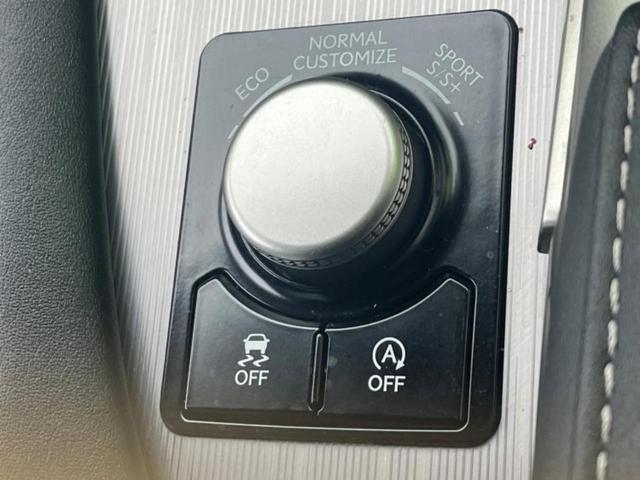 RX 4WD RX200t Fスポーツ サンルーフ/純正エアロ/保証書/純正 SDナビ/プリクラッシュセーフティ/シートヒーター 全席/車線逸脱防止支援システム/シート フルレザー/電動バックドア/ヘッドランプ LED 革シート フルエアロ(28枚目)