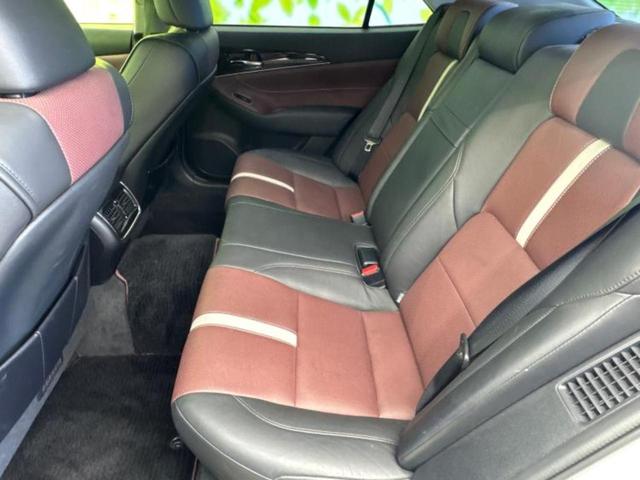 クラウンハイブリッド ハイブリッドアスリートSブラックスタイル 保証書/純正 SDナビ/シートヒーター/シート フルレザー/パーキングアシスト バックガイド/ヘッドランプ LED/ETC/EBD付ABS/横滑り防止装置/アイドリングストップ 革シート バックカメラ(7枚目)