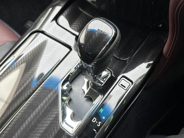 クラウンハイブリッド ハイブリッドアスリートSブラックスタイル 保証書/純正 SDナビ/シートヒーター/シート フルレザー/パーキングアシスト バックガイド/ヘッドランプ LED/ETC/EBD付ABS/横滑り防止装置/アイドリングストップ 革シート バックカメラ(17枚目)