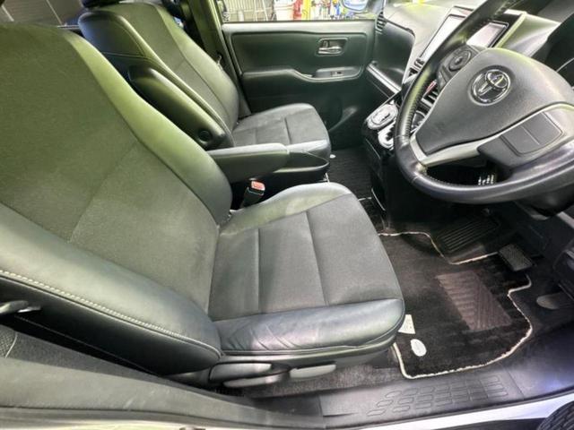 ノア Siダブルバイビー 純正 9インチ SDナビ/フリップダウンモニター/衝突安全装置/両側電動スライドドア/車線逸脱防止支援システム/シート ハーフレザー/ヘッドランプ LED/ETC/EBD付ABS/横滑り防止装置(4枚目)