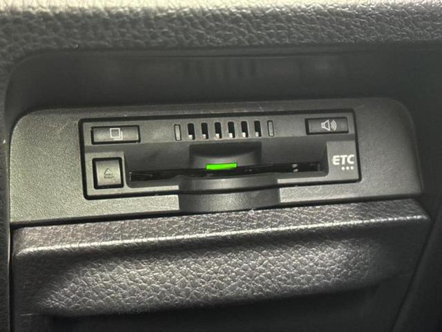 ノア Siダブルバイビー 純正 9インチ SDナビ/フリップダウンモニター/衝突安全装置/両側電動スライドドア/車線逸脱防止支援システム/シート ハーフレザー/ヘッドランプ LED/ETC/EBD付ABS/横滑り防止装置(18枚目)